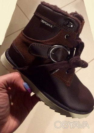Продам зимние детские коричневые ботинки на мальчика, на шнурках, 27-30р, внутри. . фото 1