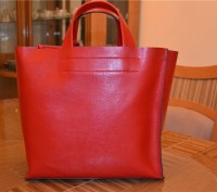 Сумка Furla Divide-It Red Saffiano Leather

Классика фурлы.

Самая известная. . фото 9