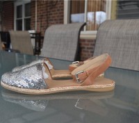 New STUART WEITZMAN "Armor" Silver Slide Sandals Shoes, Size 8

RETAIL PRICE $. . фото 7