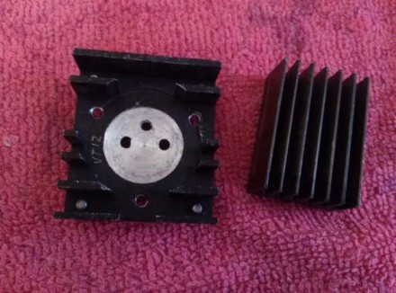 четире алюминиевих радиатора для транзисторов микросхем мощних светодиодов....ра. . фото 10