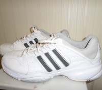 Оригинальные кроссовки Adidas 
Размер 48. Длинна стельки - 31 см.
Были одеты 1. . фото 2