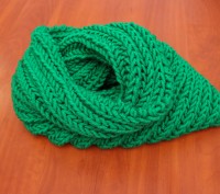 Вашему вниманию предлагаю шарфы снуды ручной работы.
Шарфы очень мягкие и теплы. . фото 6