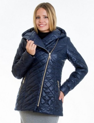 Демисезонная куртка женская с вкапюшоном, модель на змейке, с карманами. Длина и. . фото 4