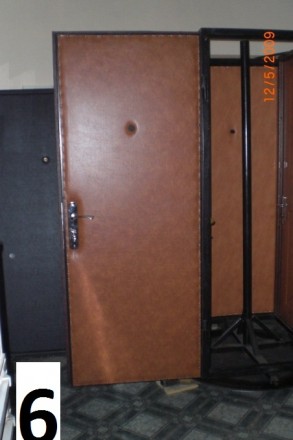 Металлические входные двери служат не только надёжным средством защиты жилища, н. . фото 5