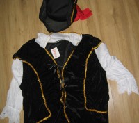 Новый костюм пирата
Не пригодился. 
Длина штанов 105см
Штаны на резинке, подо. . фото 3
