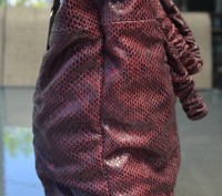 Furla Leather Shopper Tote Handbag
retail : $478

Очень классная Фурлочка, са. . фото 7