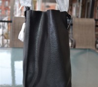Furla "Divide-It"   Black Saffiano Leather

  Самая лучшая модель этой фирмы.
. . фото 7