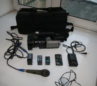 Panasonic AG-DVX100

Модель относится к профессиональному типу видеокамер. Уст. . фото 8