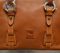 Dooney Bourke NATURAL Florentine Leather Small Mitchell Satchel
Retail $368

. . фото 5