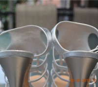 Vicini by Giuseppe Zanotti Strappy Leather Heels Size 10 US / 40 EU

Retail pr. . фото 9