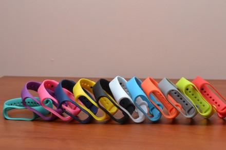 Продам ремешки разных цветов для фитнес-трекера Xiaomi Mi Band 3 (12 цветов). На. . фото 4