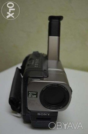 Видеокамеру "Sony TR417E" (видео 8) - (б/у, хорошее состояние, зарядное, аккумул. . фото 1