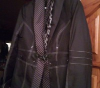 Продам шикарный пиджак на подкладке,черного цвета с тремя видами воротника./можн. . фото 5