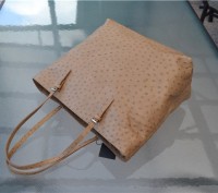 Furla Beige Cammello ostrich embossed leather d-light medium 'New Shopper' tote
. . фото 8