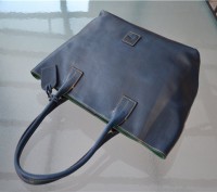 DOONEY BOURKE NAVY FLORENTINE LEATHER SMALL RUSSEL TOTE BAG
Retail $328.00

П. . фото 7