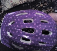 продам шлем для девочки сиренево-розовый с белыми звездами размер 48-52, бу, про. . фото 2