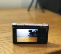Samsung NX Mini NXF1 20.9 MP Digital Camera - Black (Kit w/ NX-M 9 mm Lens). . фото 2