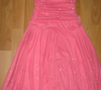 Бальное розовое платье на возраст 10-13 лет.
Размер S.
Ширина по грудке 66 см.. . фото 4