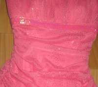 Бальное розовое платье на возраст 10-13 лет.
Размер S.
Ширина по грудке 66 см.. . фото 2