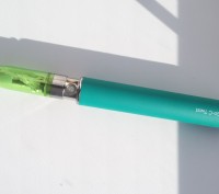 Эта электронная сигарета оснащена аккумулятором eGo-формата емкостью 1300 мА-ч. . . фото 4