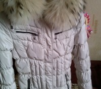 куртка как новая покупала в дорогом магазине,пух натуральный.очень преочень тепл. . фото 2