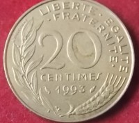 Монета Франции 20 сантимов. Состояние монеты на фото. Пересылка за счёт покупате. . фото 2