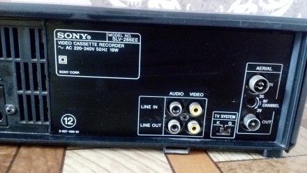 Видеомагнитофон пишущий Sony SLV-286EE. Рабочий. , кабель питания. . фото 4