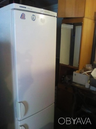 Холодильник Liebher. Ціна 5600,00 грн. Гарантійний термін 3 місяці. Висота 180см. . фото 1