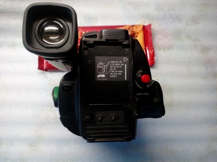 Видеокамера Sony CCD-TR450E. Под разборку. Качественная оптика!. . фото 4