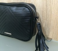 Новая сумочка Mango Touch 
Размер:
- Длина - 21см
- Высота - 16см
- Ширина о. . фото 4