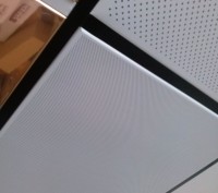 Потолочные плиты из металла для подвесного потолка Армстронг, представляют из се. . фото 3