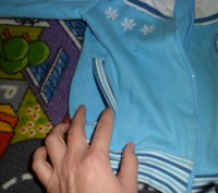 продам костюм тепленький (байка), размер 104, на 3-4 года. производитель Украина. . фото 7
