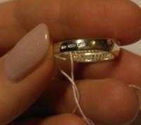 Серебряное кольцо с золотой пластиной и цирконами.  

Серебро 925.  
Вставки . . фото 5