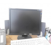 Компьютер P-IV, 3 Ghz, память 1028 Mb, жесткий диск 80 Gb, клавиатура, мышь. Мон. . фото 3