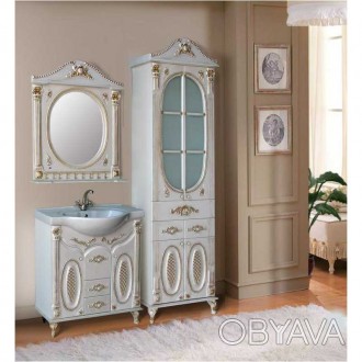 Комплект мебели для ванной, исполненный в классическом стиле, отделанный золотом. . фото 1