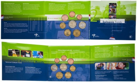 Официальный годовой набор монет Евро - Нидерланды 2003
 
 Оригинальный буклет-се. . фото 3