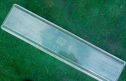 плафон пластиковый (оргстекло), размер около 66,5х15х4,5см, состояние отличное, . . фото 2