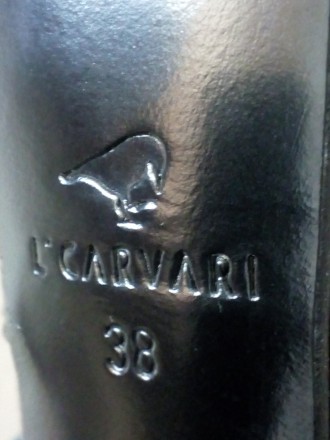 Сапоги кожаные внутри и снаружи, без молнии, на узкую ногу, 38 размера, Carvari. . фото 3