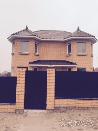 Новый кирпичный дом в районе Бобровицы, ул. 2-я Радиозаводская, площадью 170 м.к. . фото 1