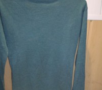 Оригинальный молодежный свитерок,обемный,Края горловины,рукава,низ свитера ориги. . фото 4