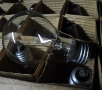 Предприятие продаст лампочки:
Лампочки 40Ватт на 12Вольт.
Лампочки автомобильн. . фото 6