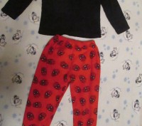 Красивая теплая пижамка для мальчика. Состоит из штанишек и кофточки с длинным р. . фото 5