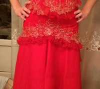 Карнавальна сукня (юбка+корсет+шнурівка) яскраво червоного кольору 42-44 розмір,. . фото 3