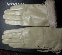 Перчатки женские кожаные зимние бежевого цвета (фото 4,5) и светло-бежевого цвет. . фото 6