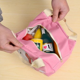 Детская термо-сумка, исполненная в виде задумчивого персонажа, пригодится, когда. . фото 5