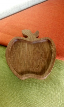 Детская тарелка из дерева "Райское яблочко".

Красивая, оригинальная, экологич. . фото 2