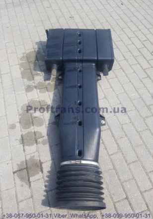 Воздухозаборника DAF XF 105 EURO 5.
Proftrans.com.ua новые и б/у запчасти к гру. . фото 2