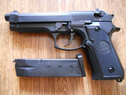 Taiwan (ASG)
Страйкбольная реплика Beretta 92F. Пистолет изготовлен из качестве. . фото 3