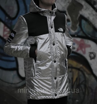 Куртка The North Face
Размеры: S/M/L/XL
Материал: водоотталкивающая ткань на про. . фото 4