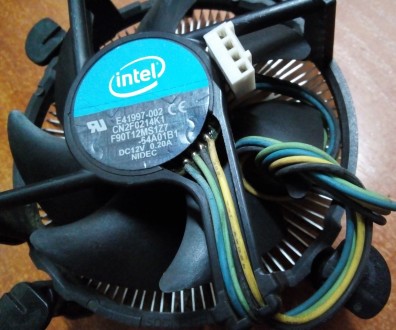 Кулер Intel original E97379-001, E41997-002 s1155/1150/1156/1151 4pin
БУ, в раб. . фото 3